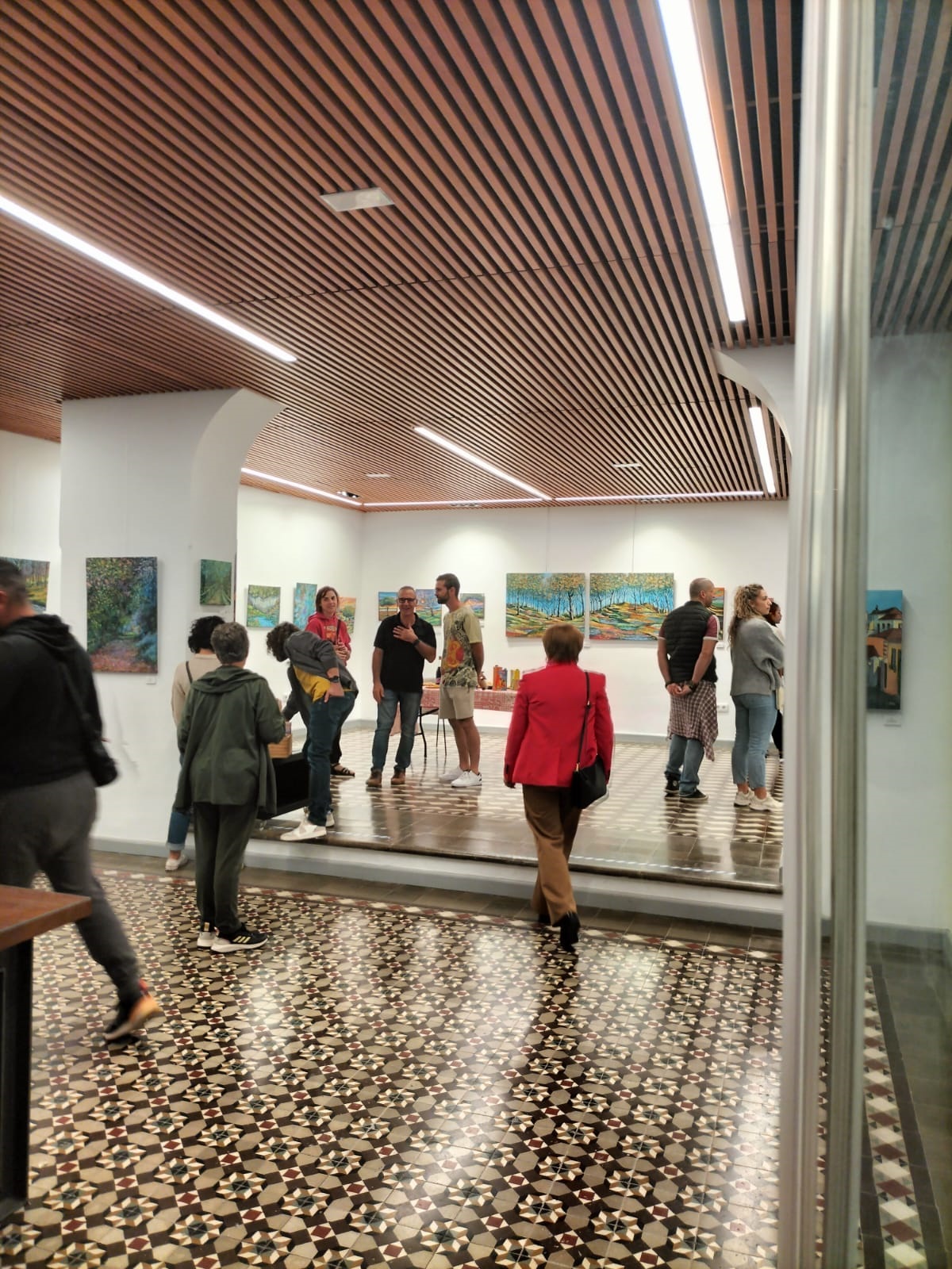 Exposición de pinturas de Manu Marzán en la Sala O'Daly