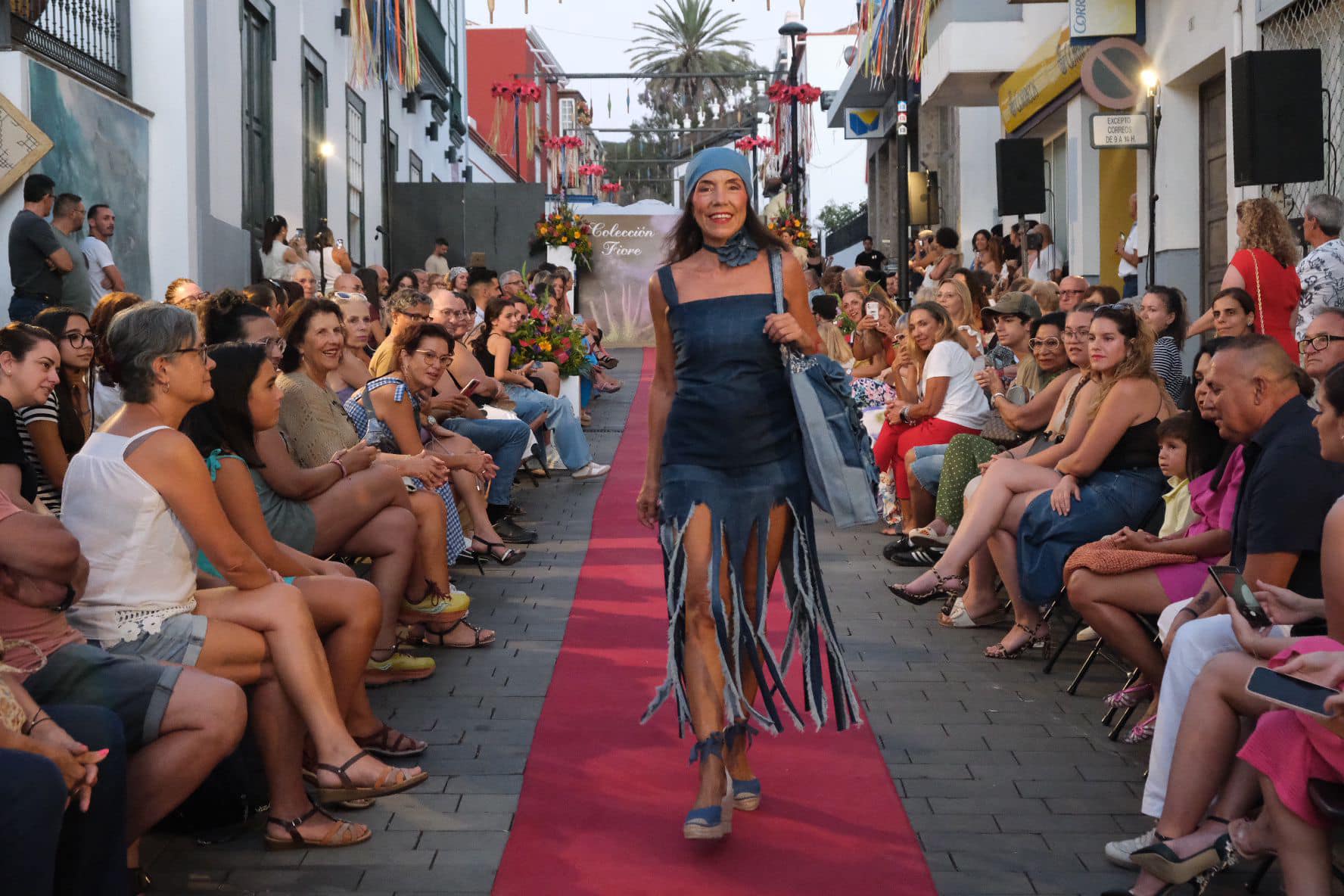 Waleska Morín y sus alumnas presentan la colección "Metamorphosis"