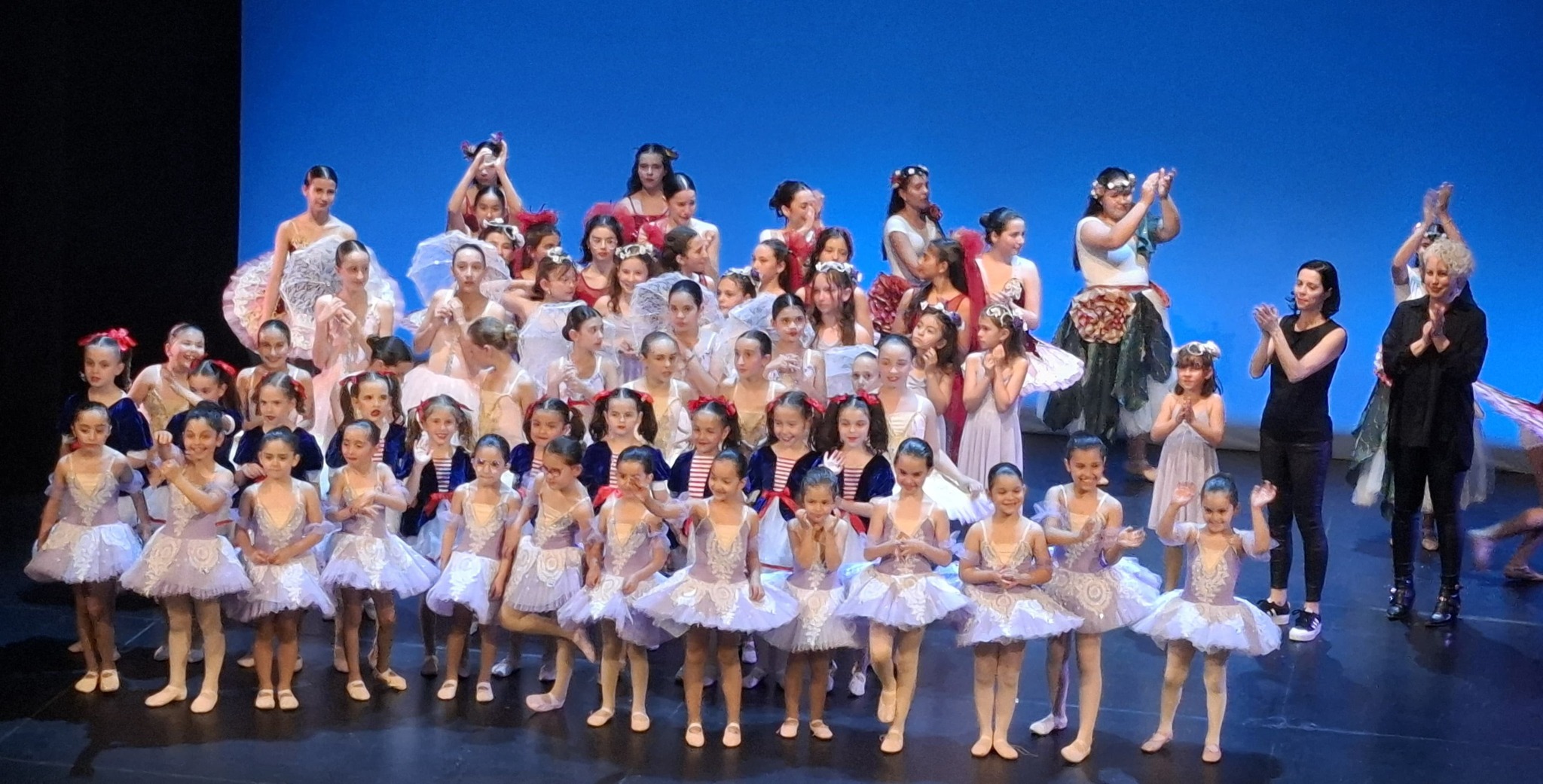 Festival de Navidad de la Escuela Municipal de Danza Maika Lerín