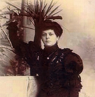 Primer Centenario de Leocricia Pestana Fierro en la Cosmológica